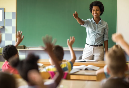 Prêmio Professora Lucia Pereira Cipriano celebra o protagonismo dos professores de Bom Jardim da Serra