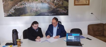 Bom Jardim da Serra lança projeto com o SENAI para qualificação em construção civil e geração de emprego.